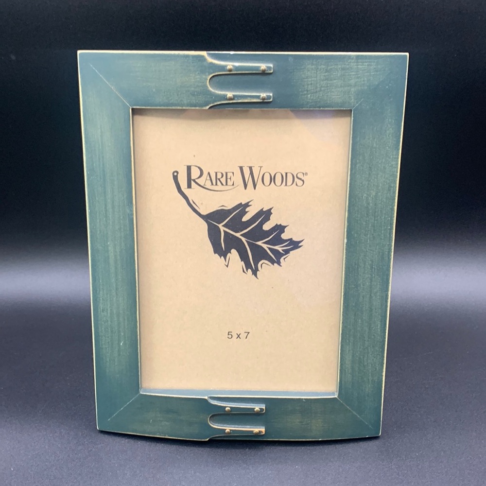 Rare Woods Green Shaker Box Style Wood Picture Frame 5 x 7